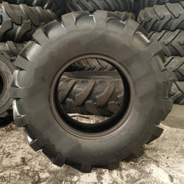 Industrial off Road Tyre Backhoe - Image 2